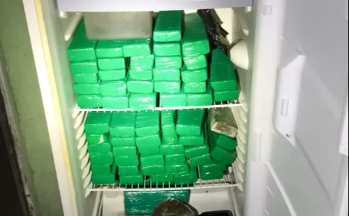 Mulher é presa com grande carga de drogas em Governador Valadares