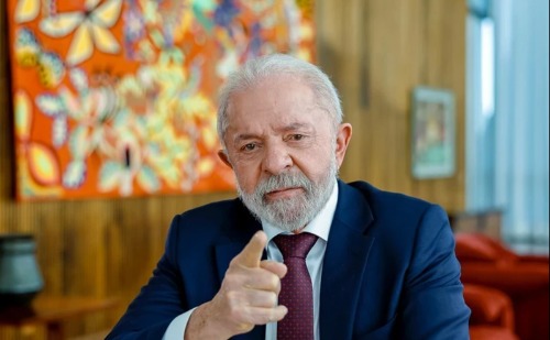 Rejeição à candidatura de Lula ainda é maioria, mas tem queda significativa