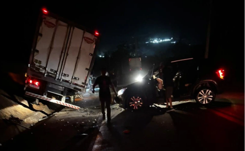 Motociclista morre após colisão com caminhão na BR-381 em Jaguaraçu