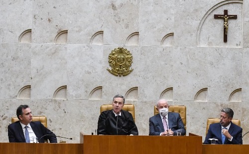 Lula se prepara para terceira indicação ao STF após saída de Barroso