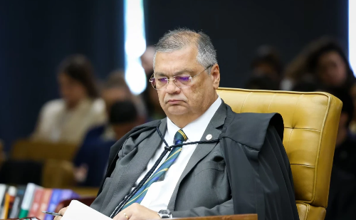 Flávio Dino vence ação contra hospital e doa indenização pela morte do filho