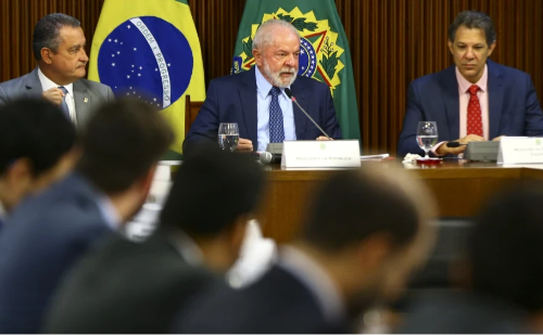Ministros de Lula se preparam para disputar eleições de 2026