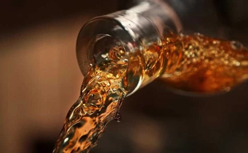 Exames descartam intoxicação por metanol em jovem que morreu em Ipatinga