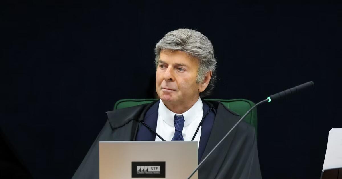 Luiz Fux é diagnosticado com pneumonia por influenza e pode faltar à ...